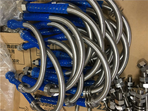 çmimi i ulët i tubit çelik inox u rrufe në qiell a2, a4